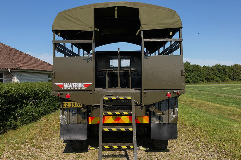 Maverick-Studenterkoersel-Truck-back